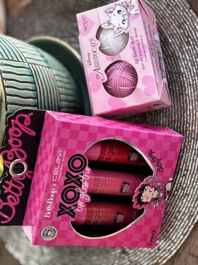 Betty Boop Pink Lip Balm Trio - Hydrating Gloss Set /Disney Aristocats lip balm